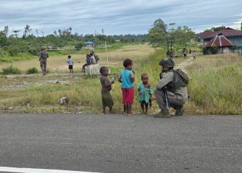 Satgas Damai Cartenz Perkuat Pendekatan Humanis Lewat Patroli Dialogis di Nduga