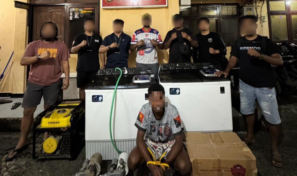 Sat Reskrim amankan pelaku pencurian bersama barang bukti. (Foto: Istimewa)