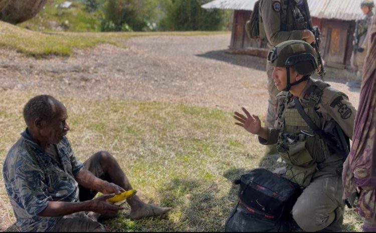 Membangun kedekatan dengan masyarakat melalui pendekatan humanis. (Foto: Istimewa)
