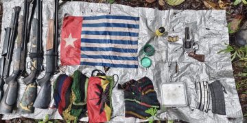 Koops TNI Habema Amankan Pistol Revolver di Markas OPM Wilayah Kalimin