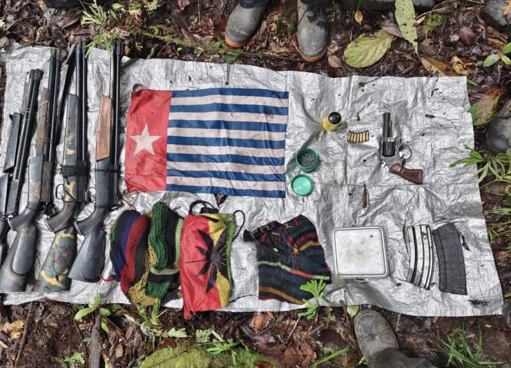 Koops TNI Habema Amankan Pistol Revolver di Markas OPM Wilayah Kalimin