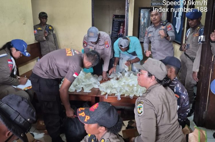 Polisi Amankan 216,9 Liter Miras Sopi. (Foto: Istimewa)