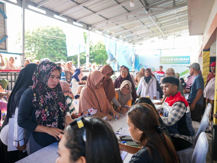 Ringankan Beban Warga, Pertamina Patra Niaga Salurkan 1.000 Paket Sembako di Ternate. (Foto: Istimewa)