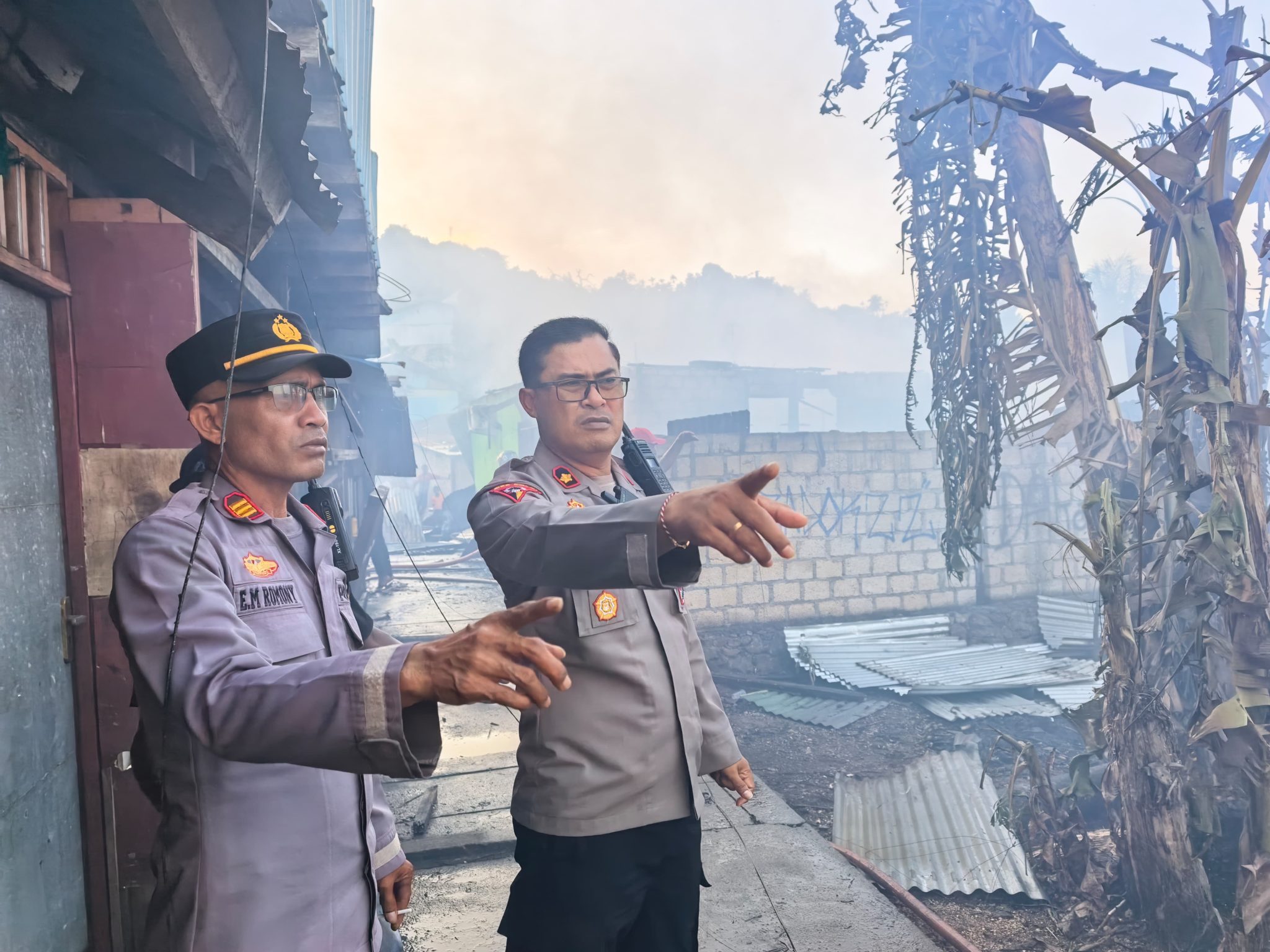 Kebakaran Hanguskan 8 Rumah di Dok VIII Pantai, Polresta Jayapura Kota Lakukan Penyelidikan