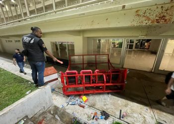 32 Orang Diamankan Polisi Pasca Ricuh Persipura di Stadion Lukas Enembe