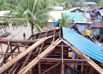 Satgas TMMD Genjot Pembangunan 5 Unit Rumah, Fokus Pemasangan Atap