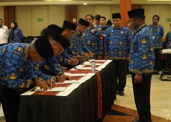 Kakanwil Kemenag Papua Lantik 44 Pejabat Pengawas, Tegaskan ASN Siap Ditempatkan di Seluruh Wilayah Papua dan DOB