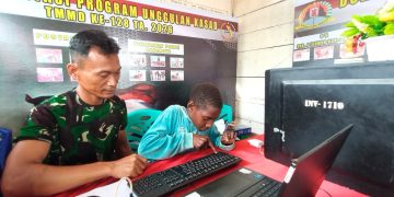 Satgas TMMD Hadirkan Edukasi Teknologi untuk Anak-Anak Kampung Keakwa