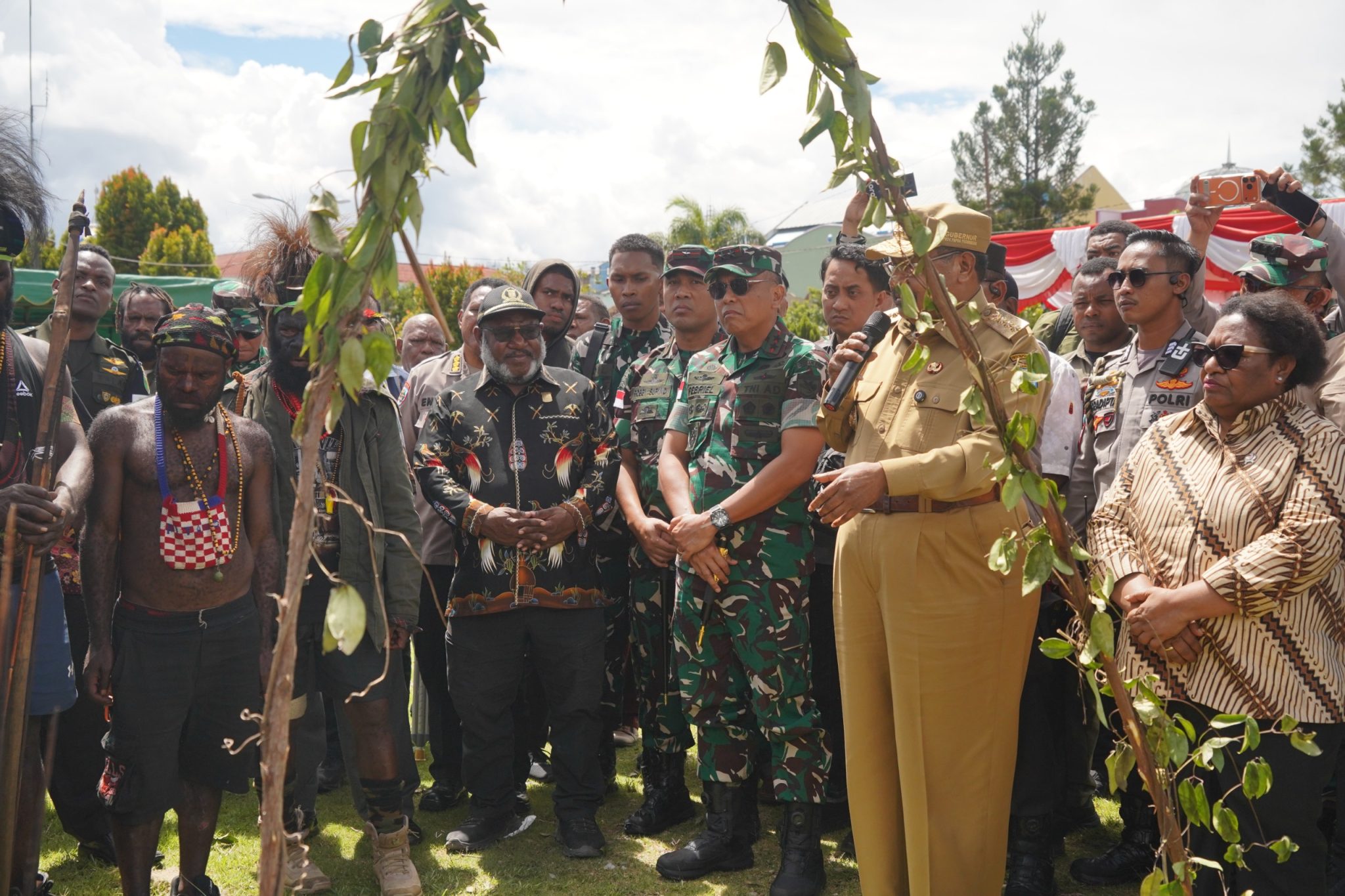Tradisi Patah Panah di Wamena Jadi Simbol Perdamaian Suku Lanny dan Yali