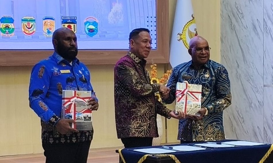BPK Papua Tengah Apresiasi Kinerja Keuangan Pemkab Puncak dengan WTP Ketujuh. (Foto: Istimewa)