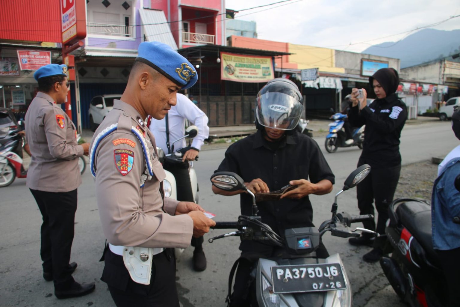 Propam Polres Jayapura Sidak Disiplin Anggota, Wujudkan Polri Presisi. (Foto: Istimewa)
