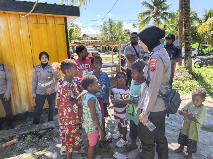 Warga Terdampak Ledakan Biak Dapat Pendampingan Psikologis dari Polres Biak Numfor. (Foto: Istimewa)