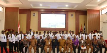 Wabup Naftali Akawal Buka Diklat Kepamongprajaan untuk 25 Kepala Distrik se-Kabupaten Puncak