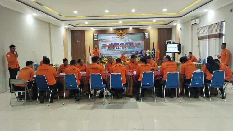 Kantor SAR Jayapura Uji Kemampuan Personel Lewat Simulasi Penyelamatan. (Foto: Istimewa)
