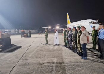 Gugur dalam Misi Kemanusiaan, Pilot AMA Dilepas dengan Penghormatan di Sentani
