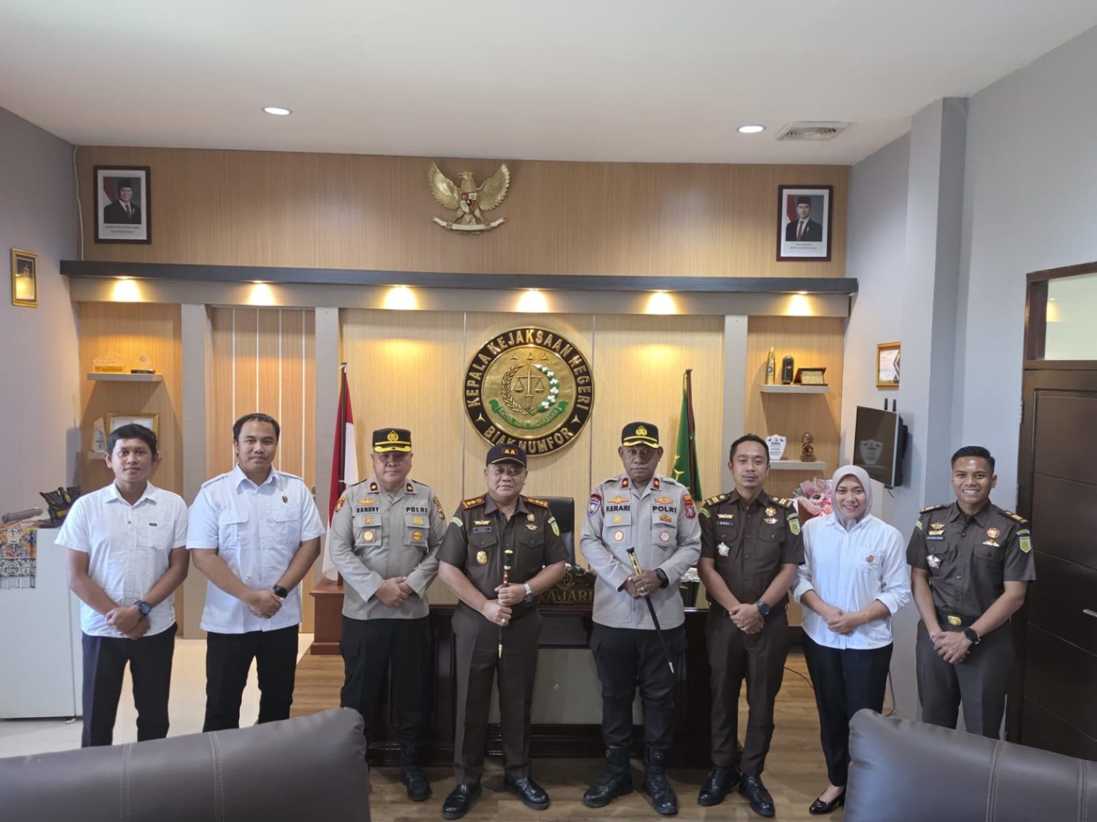 Kunjungan kerja ke Kantor Kejaksaan Negeri Biak Numfor. (Foto: Istimewa)