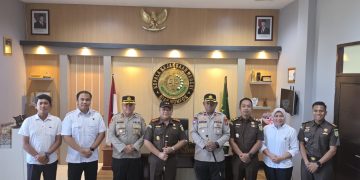 Perkuat Sinergitas Aparat Penegak Hukum, Kapolres Supiori Kunjungi Kejaksaan Negeri Biak Numfor