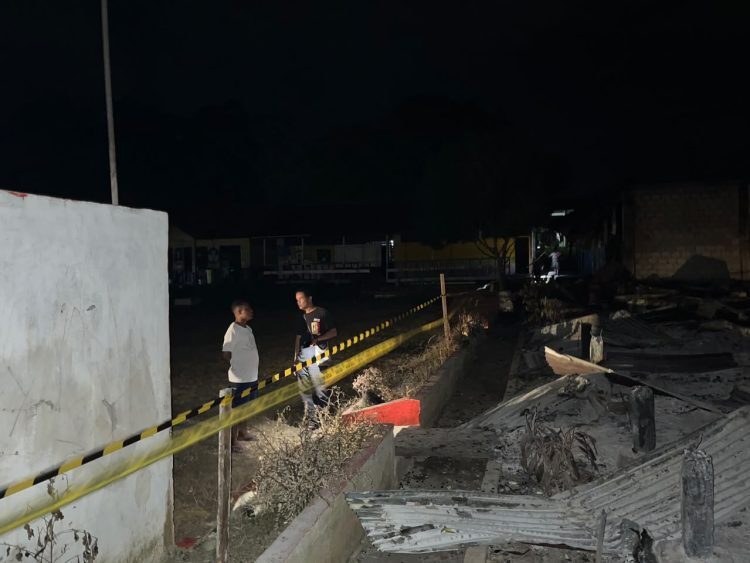 Polsek Kaureh Selidiki Penyebab Kebakaran SD Persiapan Rajawali Estate. (Foto: Istimewa)