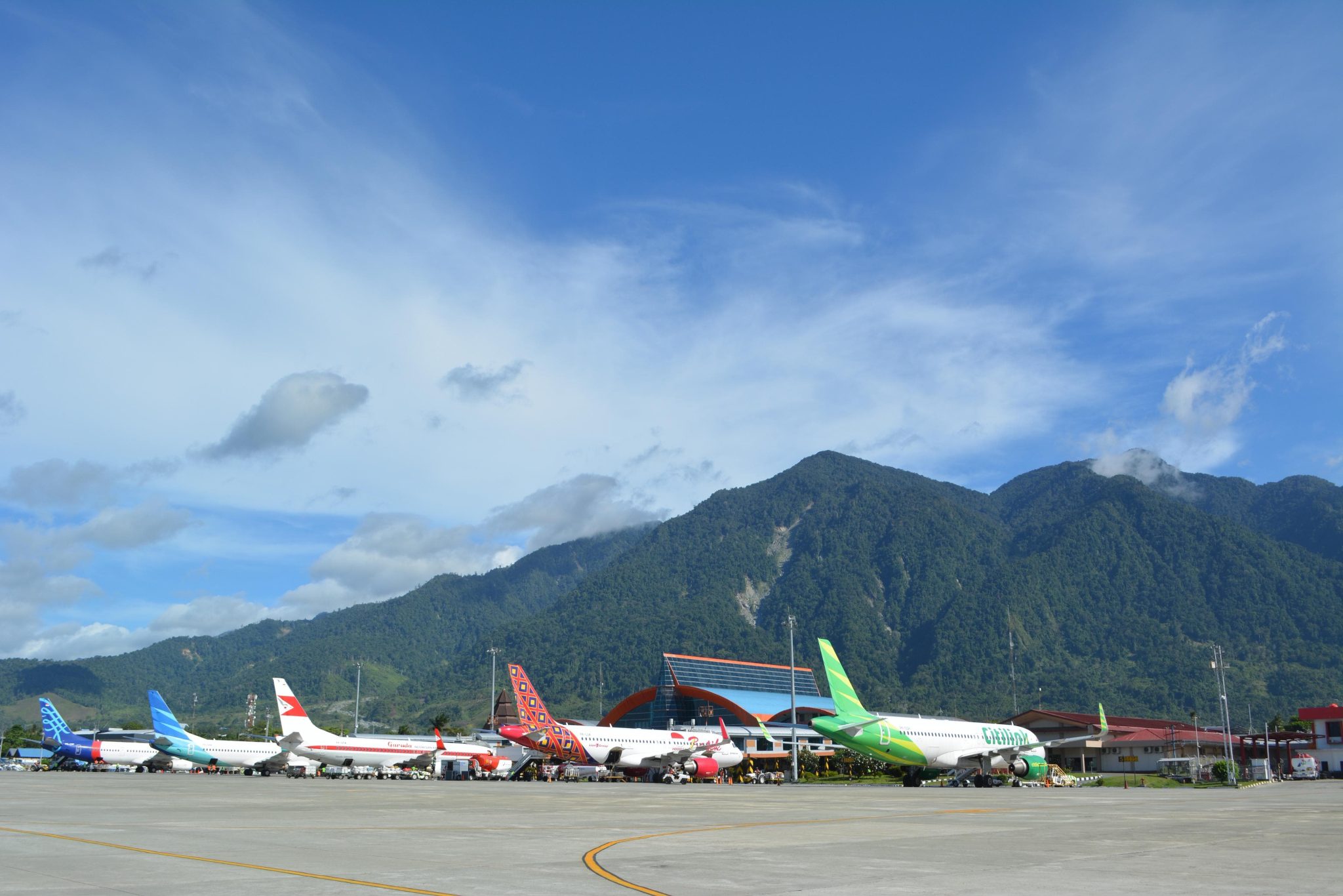 Bandara Sentani Catat Lonjakan Pergerakan Pesawat dan Kargo di Semester I 2026, Jadi Sinyal Penguatan Konektivitas Nasional ke Papua