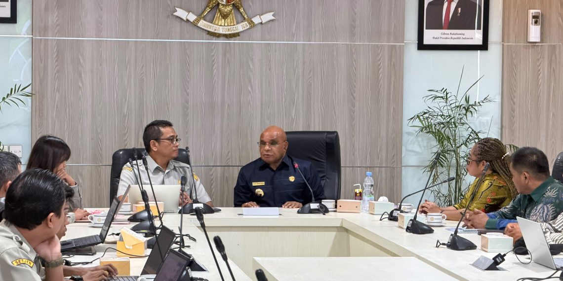 Bupati Puncak Elvis Tabuni bersama jajarannya terus melakukan langkah proaktif menjalin koordinasi dengan pemerintah pusat. (Foto: Istimewa)