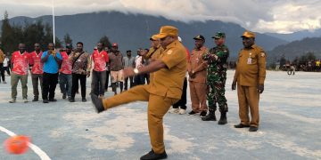 Pemkab Puncak Resmi Buka Turnamen Futsal dan Voli Sambut HUT ke-81 RI di Ilaga