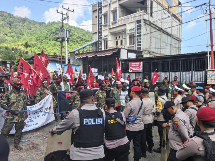 Pengamanan Ketat, Aksi Penyampaian Aspirasi di Kota Jayapura Berjalan Aman. (Foto: Istimewa)