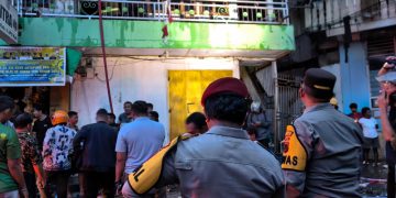Kebakaran Hanguskan Rumah Tiga Lantai di Apo Kali, Penyebabnya Masih Selidiki