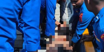 Ditpolairud Polda Papua Lakukan Evakuasi dan RJP terhadap Korban Tenggelam di Dok 2