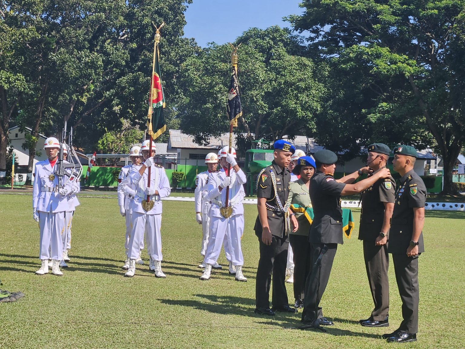 Serah terima jabatan Komandan Yonif 751/Vira Jaya Sakti di Sentani. (Foto: Cornelia Mudumi)