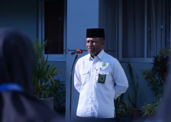 Ikhlas Beramal Jadi Pegangan, Kakanwil Kemenag Papua Tekankan 38 Layanan Publik itu Gratis