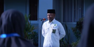 Ikhlas Beramal Jadi Pegangan, Kakanwil Kemenag Papua Tekankan 38 Layanan Publik itu Gratis