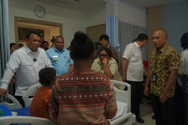BGN dan Kemendagri Pantau Langsung Penanganan Pasien Keracunan MBG di RSUP Jayapura