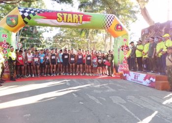 960 Peserta Adu Ketangguhan di 17 Rintangan Obstacle Run Cenderawasih