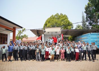 OJK Papua Ajak Pelajar Bangun Kebiasaan Menabung Sejak Dini