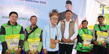 Bulog Gelontorkan 1.060 Ton Beras Bantuan Pangan untuk 35 Ribu Warga Kota Sorong