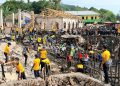 Pemulihan Pascakebakaran, Polresta Jayapura Kota Bersama Forkopimda Bersihkan Dok 5 Bawah