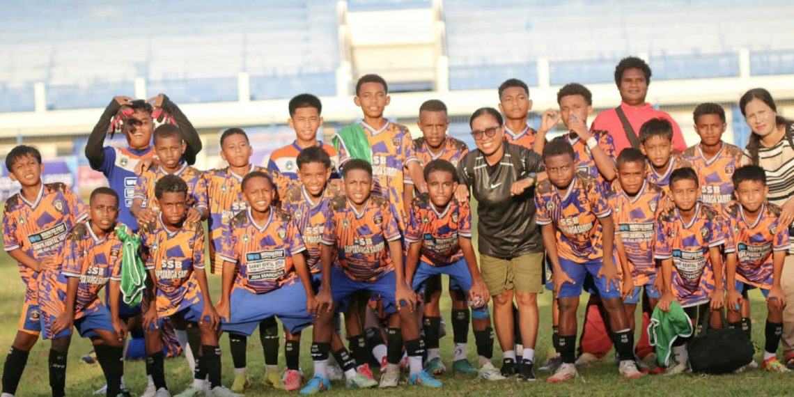 Serui Football Academy Mengamankan Kenangan Tipis 1-0 Atas SSB Batik di Stadion Barnabas Youwe, Sentani, Selasa (1/9/2026). Foto: Cornelia Mudumi