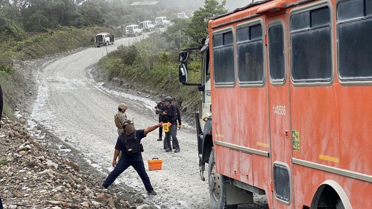 Penembakan Konvoi PT Freeport di Mile 60, Polisi Dalami Motif dan Pelaku. (Foto: Istimewa)