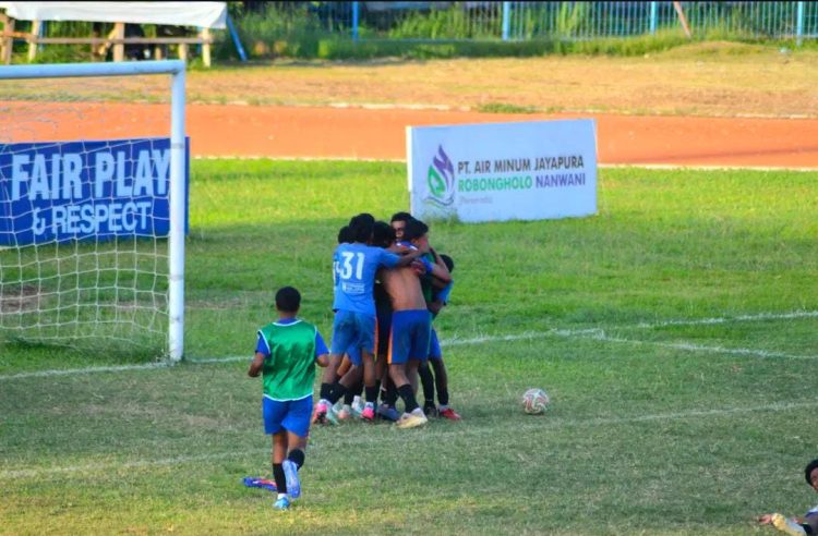 Serui Football Academy berhasil mengunci gelar juara. (Foto: Cornelia Mudumi)
