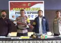 Warga Sipil di Supiori Serahkan 1 Unit Senpi Rakitan dan Puluhan Amunisi