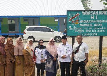 PHTC Revitalisasi Madrasah Hadirkan Ruang Belajar Lebih Nyaman, Tim Pendis Kanwil Kemenag Papua Monitoring MI Mambaul Ihsan Nabire
