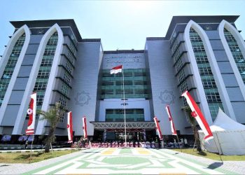 Ajukan Pengunduran Diri, Menag Berhentikan Prof. Muzakki sebagai Rektor UIN Surabaya