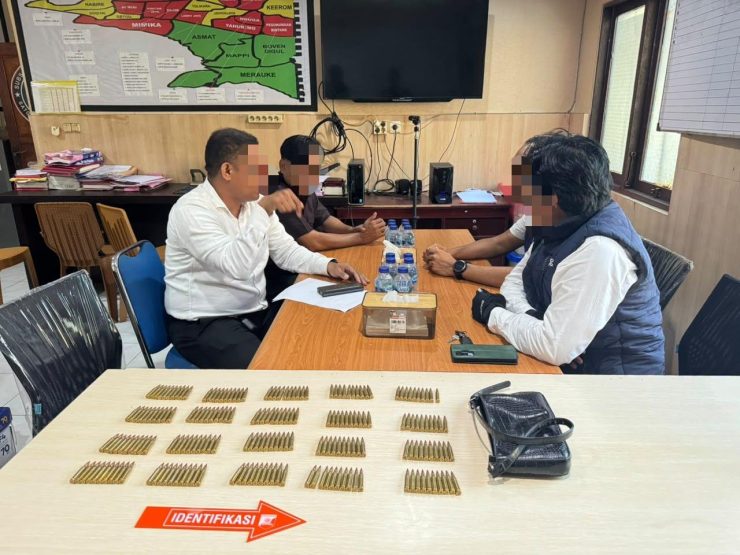 Satgas Damai Cartenz-Bea Cukai Gagalkan Penyelundupan Amunisi di Perairan Jayapura. (Foto: Istimewa)