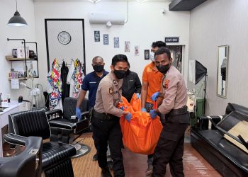 Pria 22 Tahun Ditemukan Meninggal di Barbershop Doyo Baru, Polisi Lakukan Penyelidikan