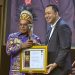 Elvis Tabuni Raih Penghargaan Nasional atas Kepemimpinan dalam Mitigasi Geo-Iklim