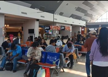 Cuaca Buruk Ganggu Penerbangan di Papua, 19 Penerbangan di Bandara Sentani Tertunda