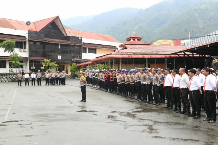Apel Gelar Pasukan Operasi Patuh Cartenz 2026 di Lapangan Apel Mapolda Papua. (Foto: Istimewa)