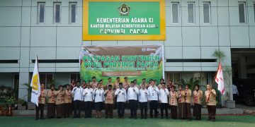 Kakanwil dan Gubernur Papua Sampaikan Pesan Ekoteologi bagi Kontingen Perkemahan Pramuka Santri Nusantara