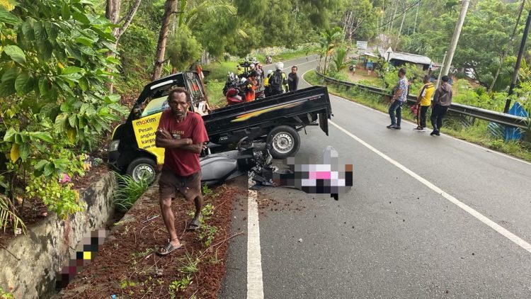 Kecelakaan Grandmax dan Motor di Jayapura Selatan, Tiga Orang Jadi Korban. (Foto: Istimewa)