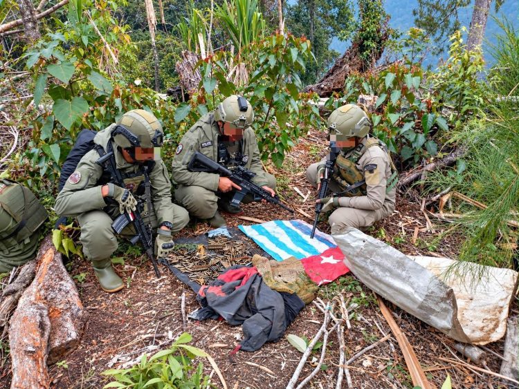 Satgas Damai Cartenz Temukan Lokasi Diduga Persembunyian KKB dalam Penyisiran Hutan Intan Jaya. (Foto: Istimewa)